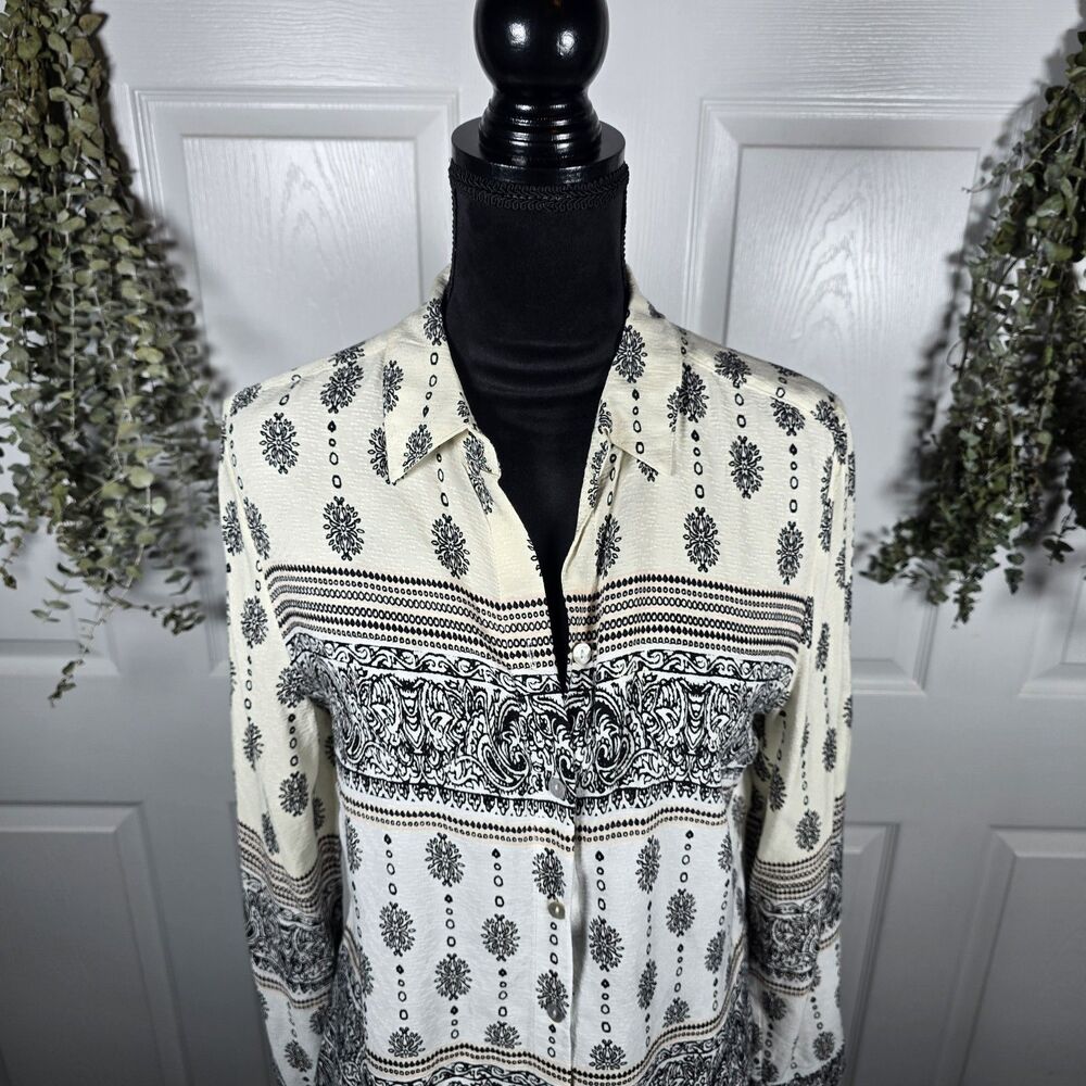 Chico's Button Up Shirt Coverup Size 0 Long Sleeve Batik Damask Side Slit Tunic